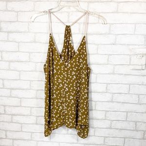 Gimmicks by bke floral open back tank size Medium